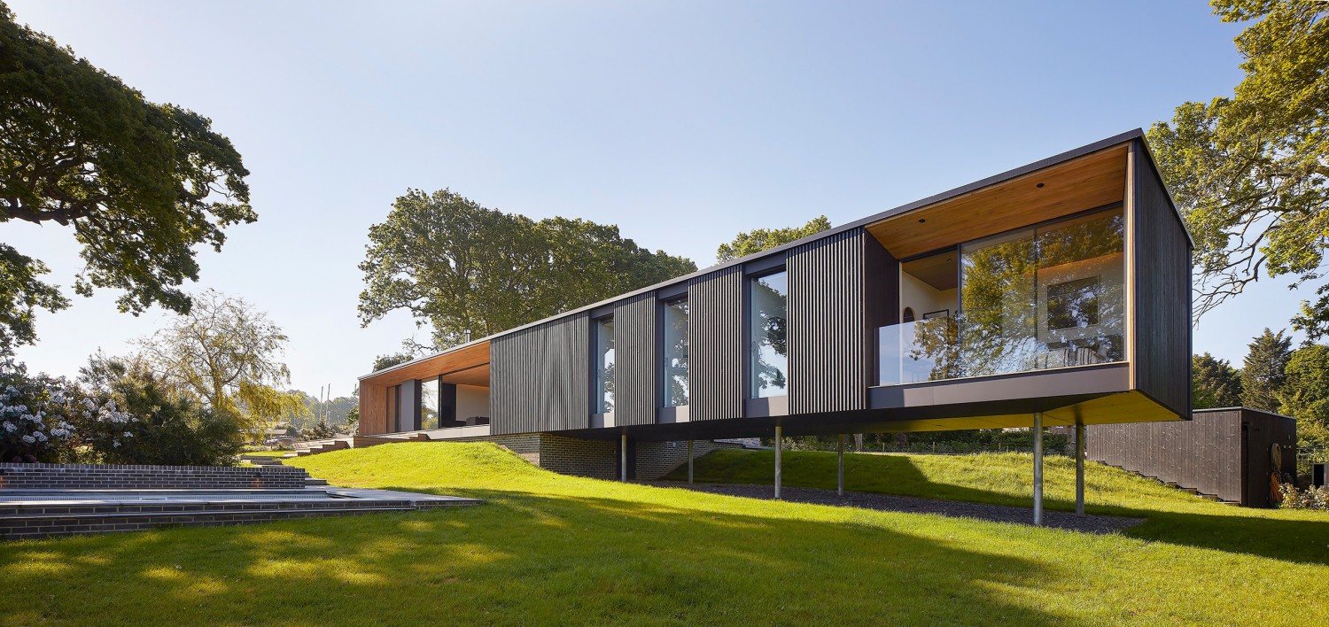 Strom Architects Private House Isle of Wight Hufton+Crow 020 v2