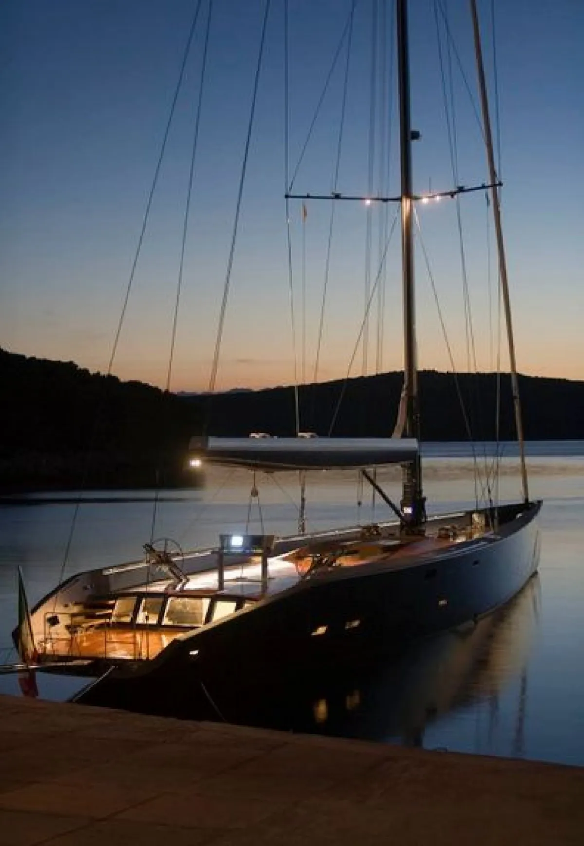 esenson Wally2 ScaleWidthWzE2MDBd