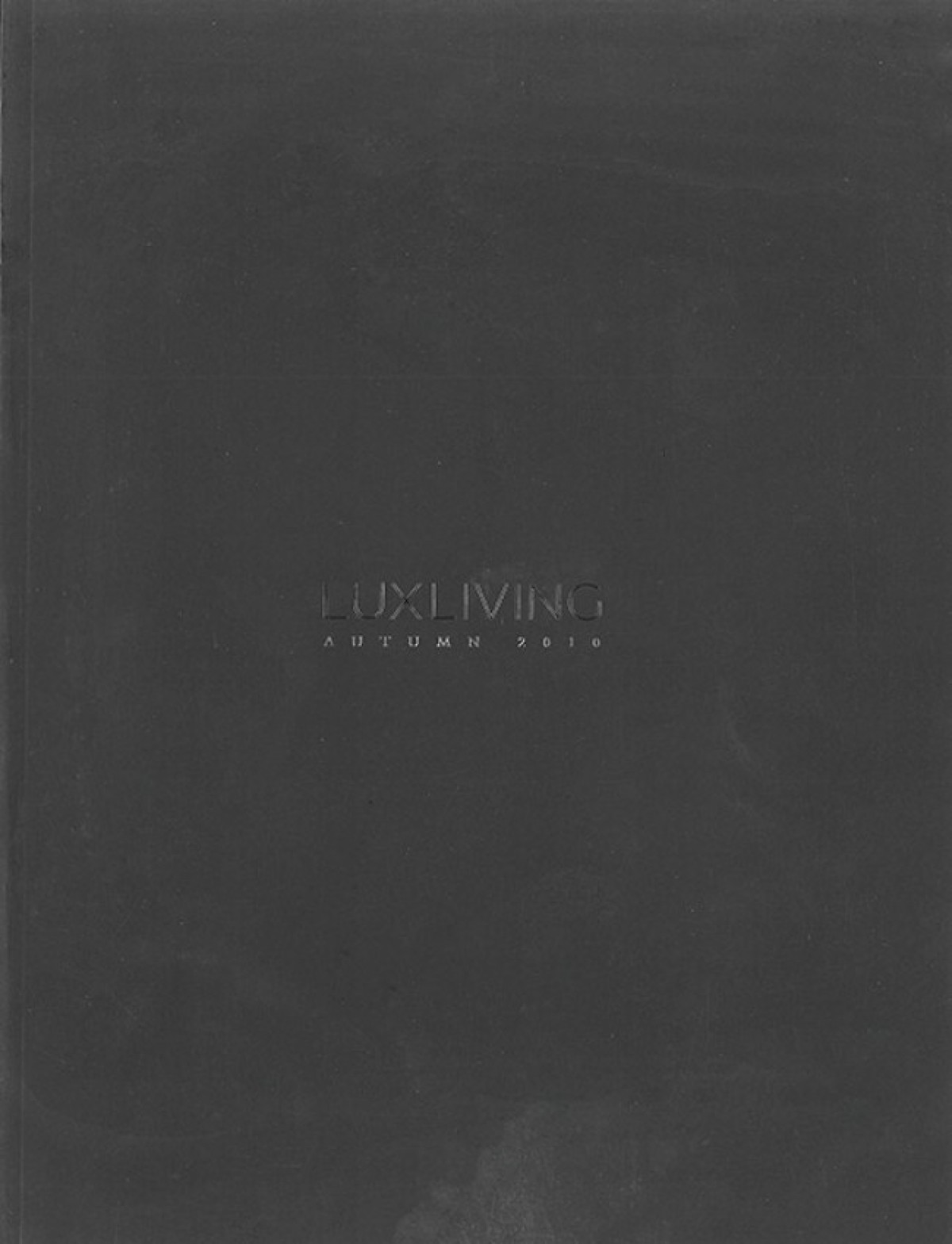 LuxLivingCover